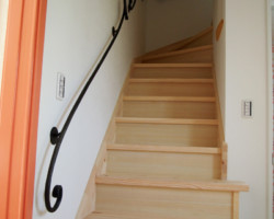 ロートアイアン階段手摺