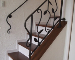 ロートアイアン階段手摺