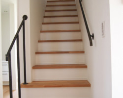 ロートアイアン階段手摺