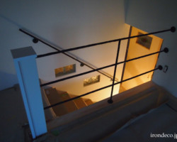 ロートアイアン手摺り