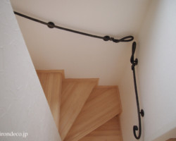 ロートアイアン階段手摺