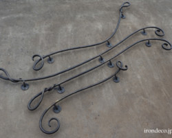ロートアイアン階段手摺