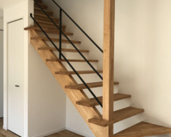 ロートアイアン階段手摺