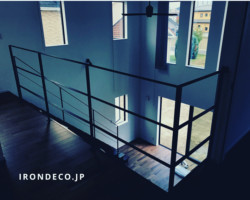 115-階段と吹抜けのアイアン手摺り アイアン手摺り